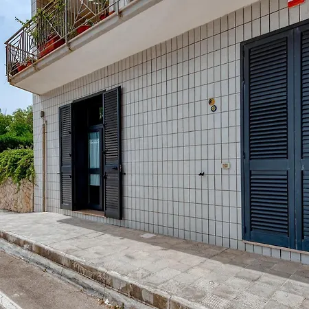 Vista Mare Apartment *